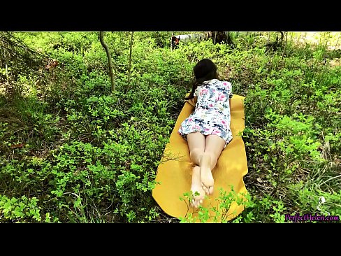 ❤️ Uno sconosciuto su Tinder mi masturba la figa e scopa appassionatamente nel bosco ️ Video di sesso al it.91sexy.top ☑