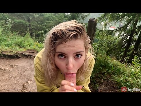 ❤️ Ragazza ingoia lo sperma dopo un pompino in pubblico - Eva Elfi ️ Video di sesso al it.91sexy.top ☑